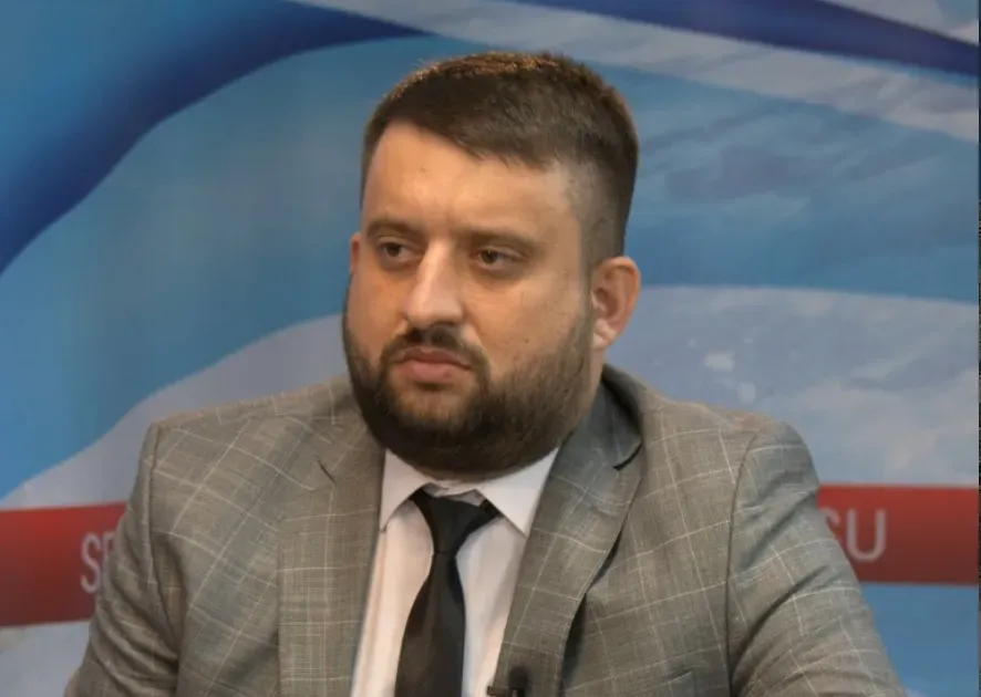 «Жаворонок дела»: как жителям Севастополя предлагают единоросса Брицына