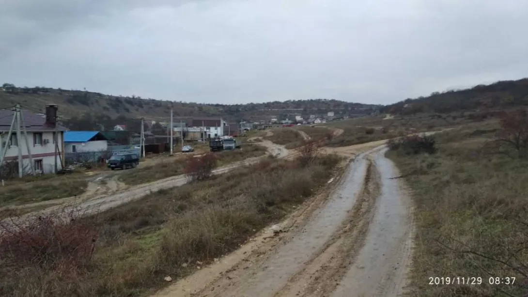 Поселок без дороги. Сюда не ездит ни скорая, ни пожарная, ни энергетики, НИКТО!