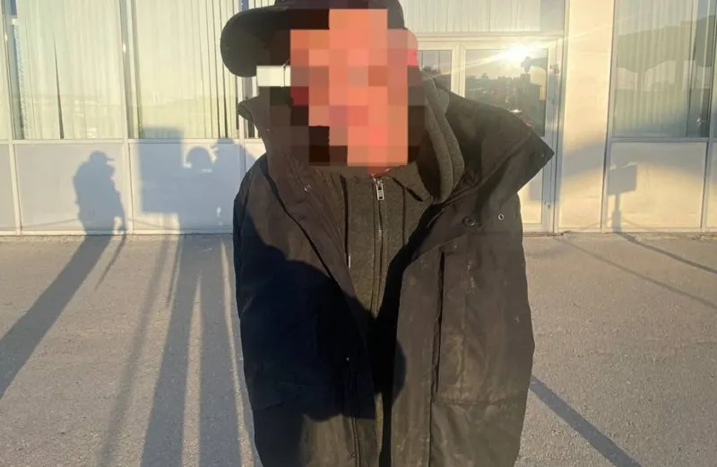 В Севастополе поймали мужчину с трезубцем и ножом