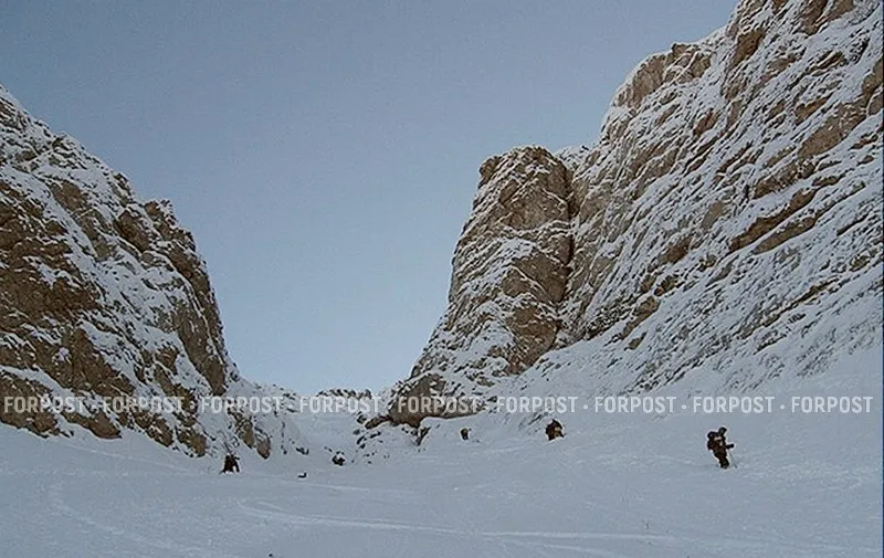 Как туристы попадают в ловушку Холодного кулуара на Чатыр-Даге