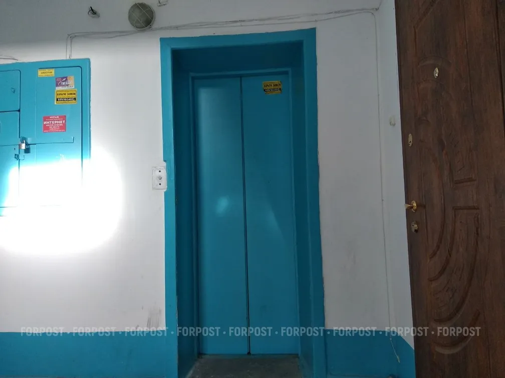 В Севастополе уголовник пырнул ножом коммунальщика