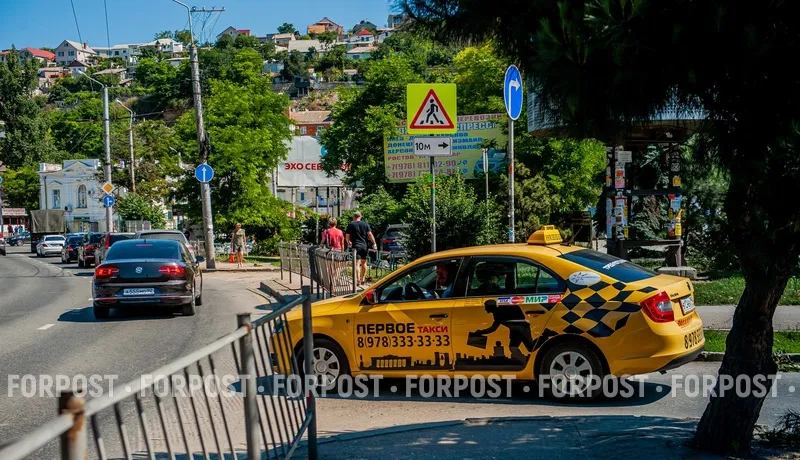 Такси подорожает на 25%, а половина водителей уйдёт в «бомбилы»? Что несёт новый закон