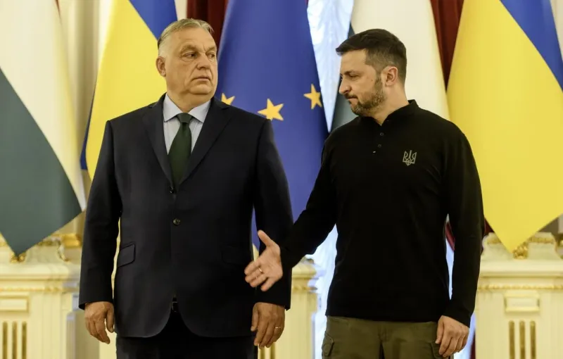 Зеленский обещал сдать Орбана ВСУ, если тот не даст Украине 90 миллиардов