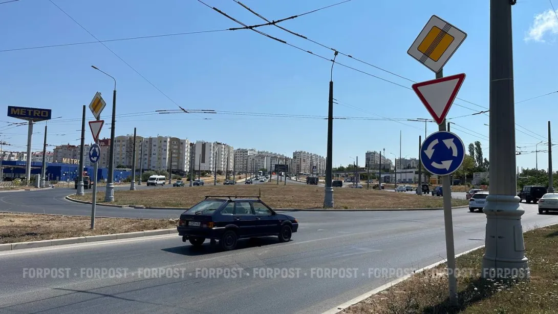 Камышовое шоссе в Севастополе проверяют на качество