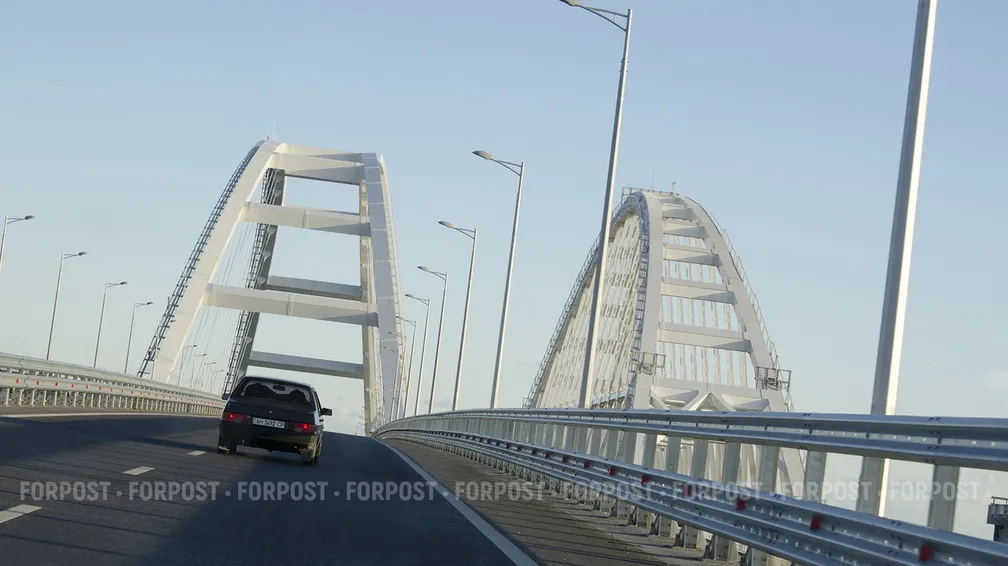 Крымский мост превзошёл паромную переправу