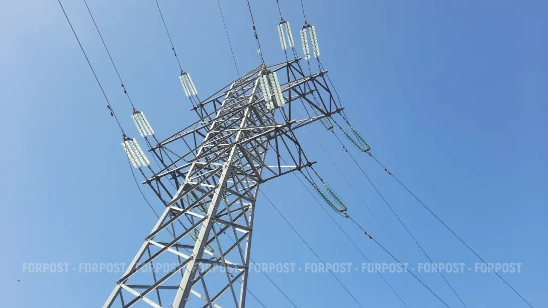 Больше 10 тысяч человек в Крыму остались без света