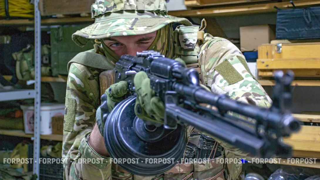 От ППШ до АК-12: краснодарский клуб собрал оружейную историю России