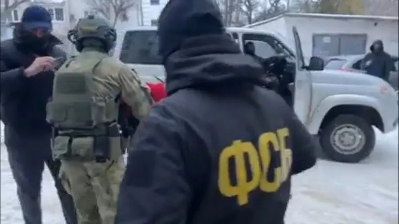 Спецслужбы задержали «фотографа» военной техники в Крыму