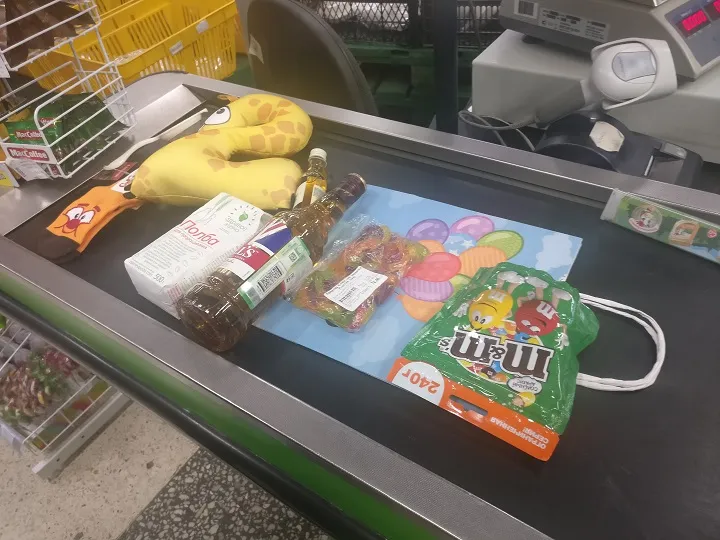 Почему продуктовые супермаркеты чураются Крыма