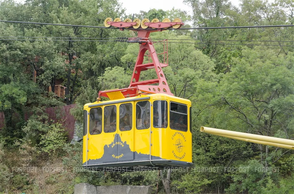 В Крыму закрыли канатную дорогу на Ай-Петри