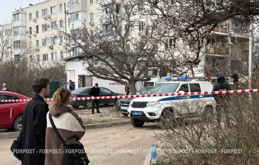  Взрывное устройство и неосторожность названы вероятными причинами трагедии в Севастополе 