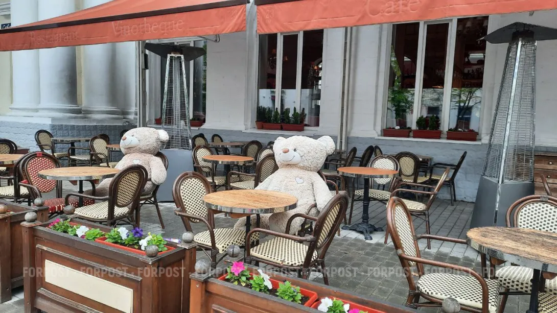 Клиентов летних кафе Севастополя поддержали льготой владельцам