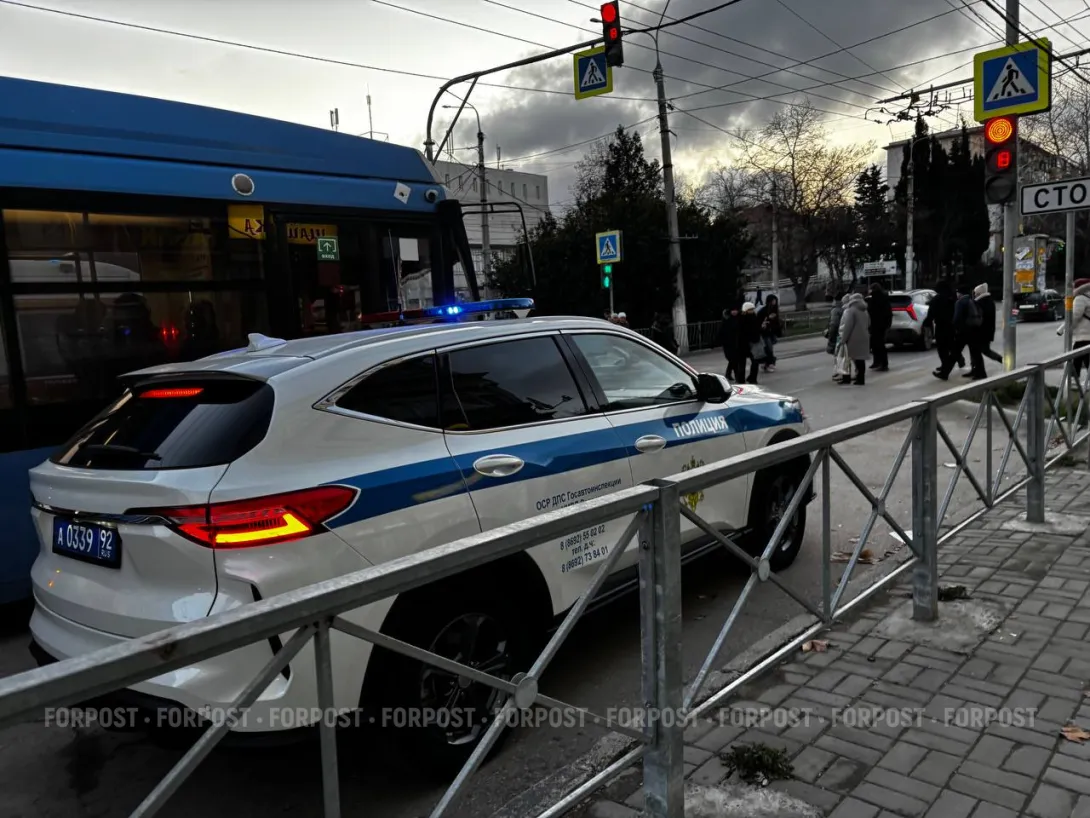 В Севастополе организовали погоню за пьяным водителем с подозреваемыми в салоне