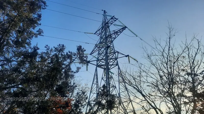 Свет в пяти районах Крыма ещё раз отключился