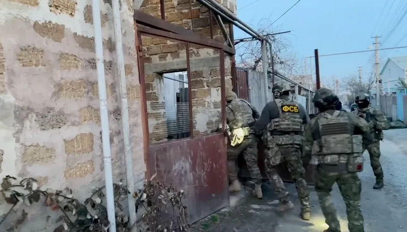 Военный суд вынес приговор двум крымским подросткам 