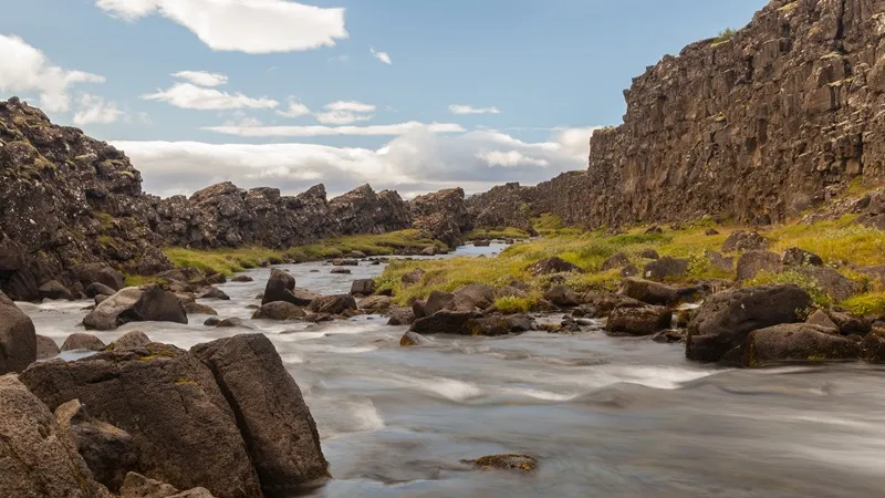 Исландия заплатит миллионы рублей самому худшему фотографу в мире