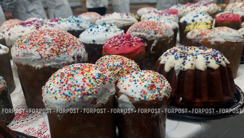 Коньяк, цукаты и фундук: какие куличи больше всего покупают в Крыму