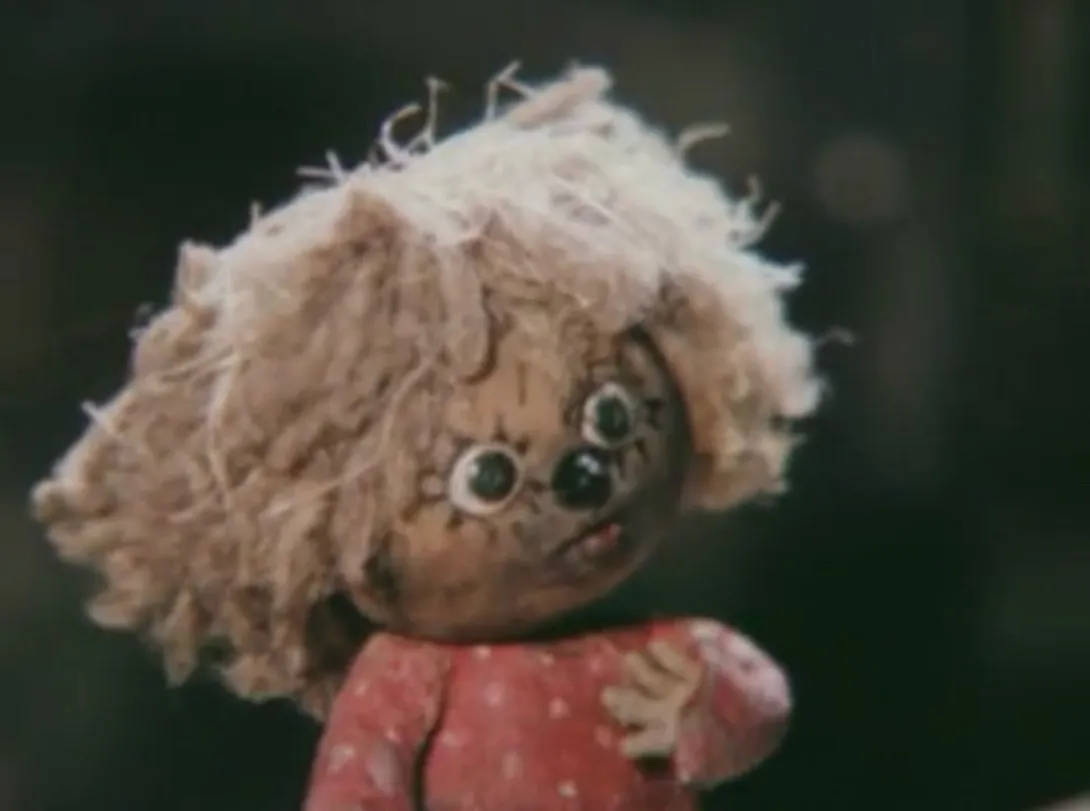 Спасение от реальности? Почему люди продолжают верить в домовых и ходить к гадалкам