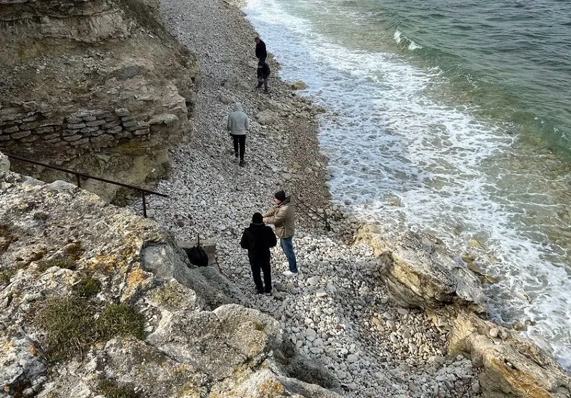 Разрушает ли море берега Херсонеса Таврического?