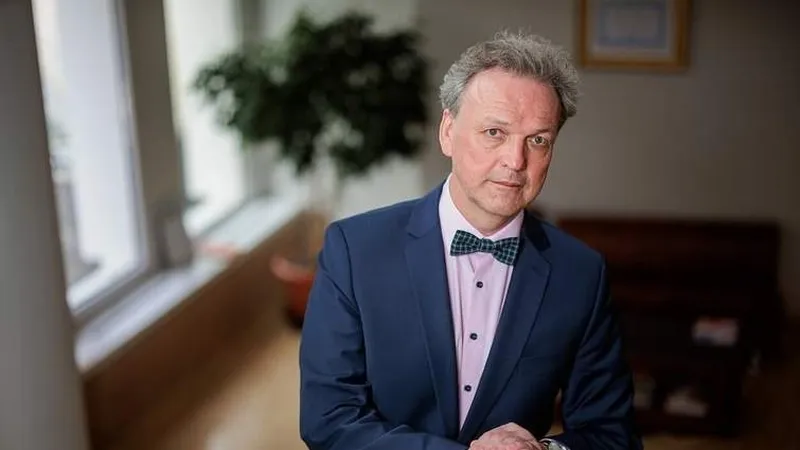 Литовского чиновника сошлют на Украину за «неправильный» ответ – чей Крым?