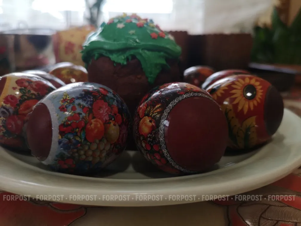 Россиянам назвали опасные способы окрашивания яиц на Пасху
