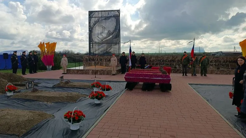 Останки советских воинов перезахоронили на востоке Крыма 