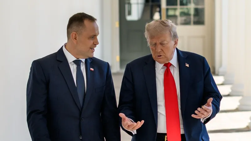 Трамп «выгнал» ЮАР из G20 и заменил её на Польшу