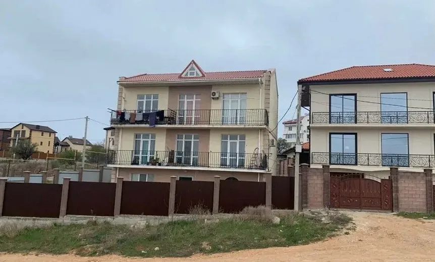 В Севастополе таинственно исчезли пайщики проблемного дома