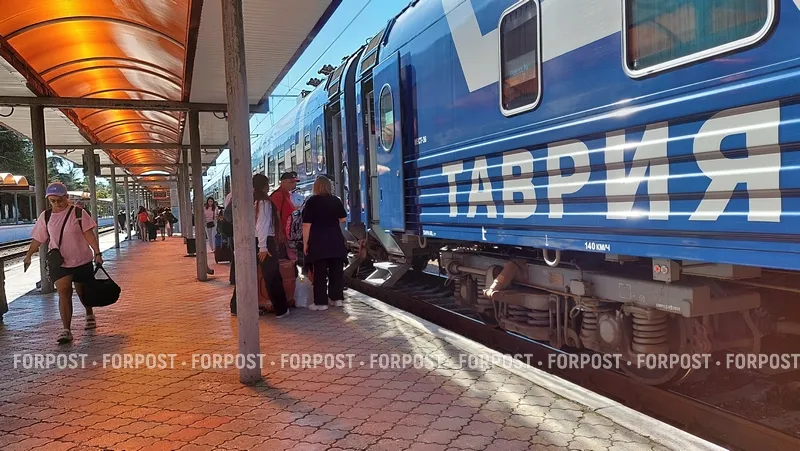 Поезд «Таврия» снова поехал из Симферополя до Омска: что изменилось для пассажиров