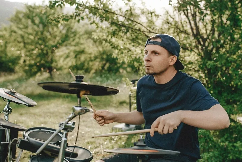 Погибший при атаке на Севастополь был барабанщиком группы «Рояль в кустах»