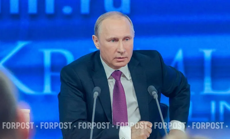 Владимир Путин принял отставку главы Дагестана Сергея Меликова