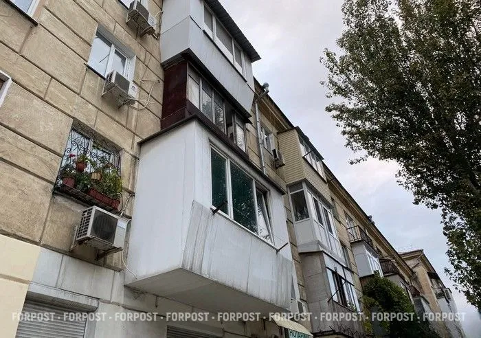 Схрон на лоджии: в Севастополе у мужчины изъяли гексоген и взрыватель 