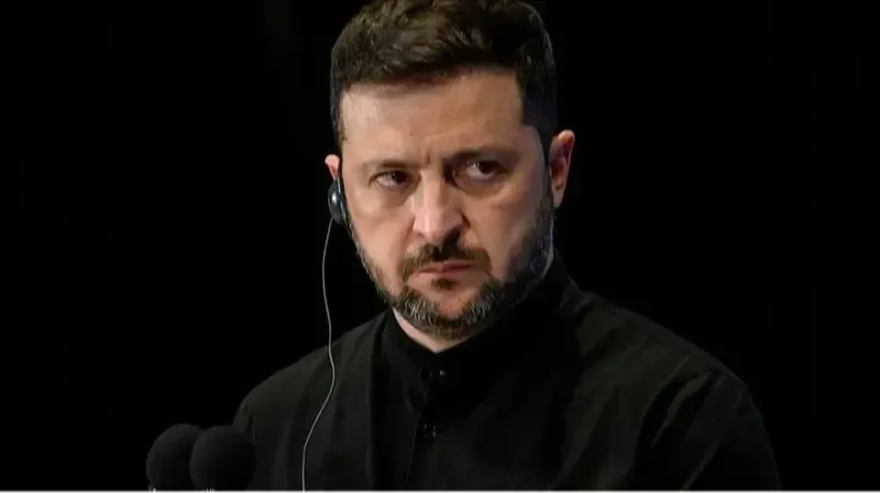 Зеленский подписал указ, «разрешающий» проведение парада на Красной площади в Москве