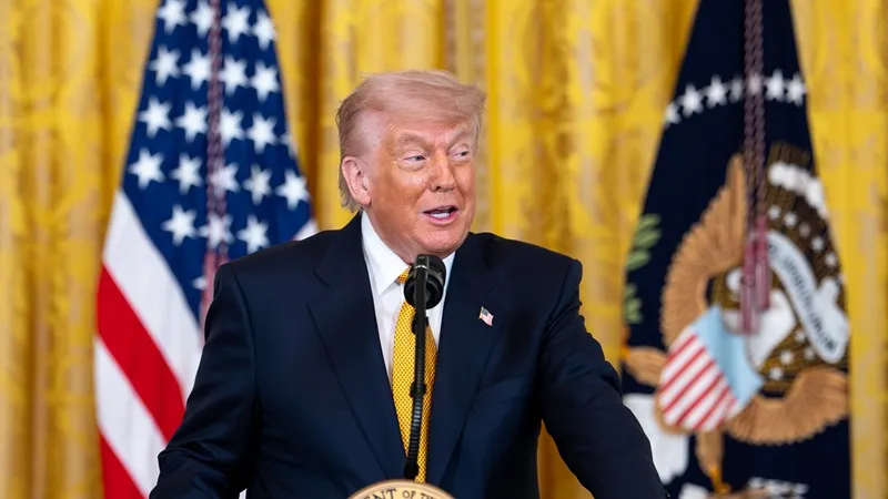 Трамп объявил перемирие между Россией и Украиной на три дня