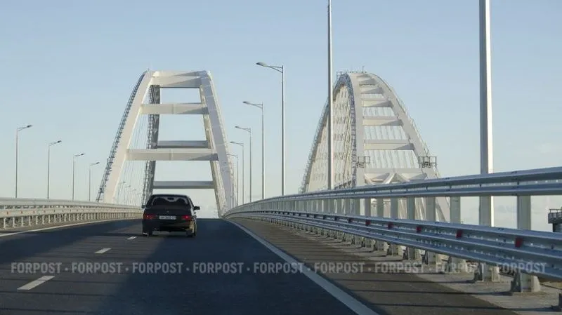На Крымском мосту увеличили количество пунктов досмотра
