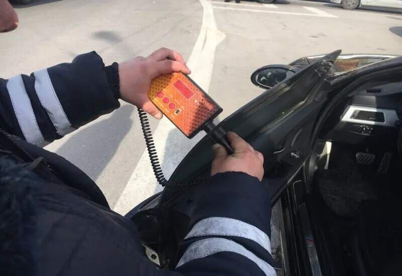 Почему в Крыму дополнительная тонировка авто стала бы спасением для водителей