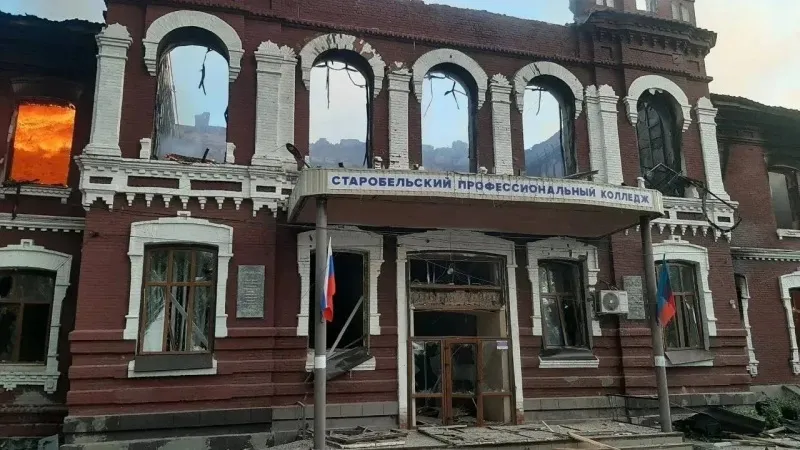 В ЛНР объявили траур после удара по общежитию колледжа в Старобельске