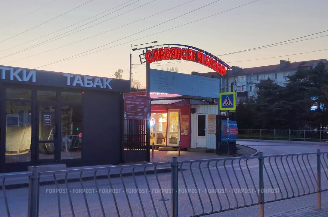 Запрет парковки введут на одной из оживлённых дорог Севастополя