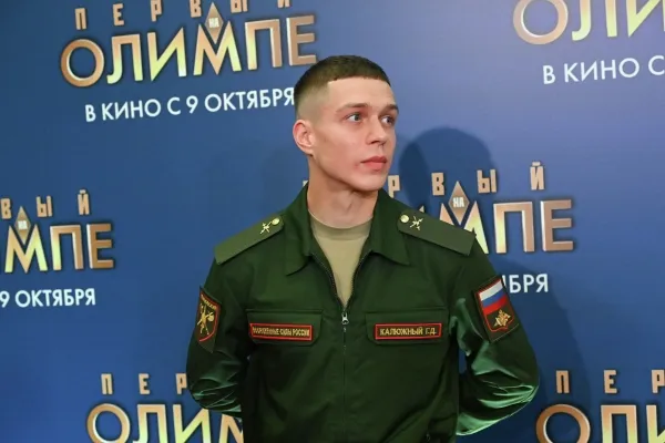 «Служил как все»: актёр Глеб Калюжный рассказал, как армия изменила его жизнь