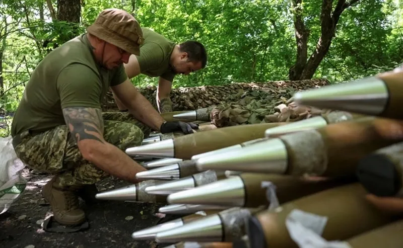 Зеленский распорядился готовиться воевать ещё два-три года