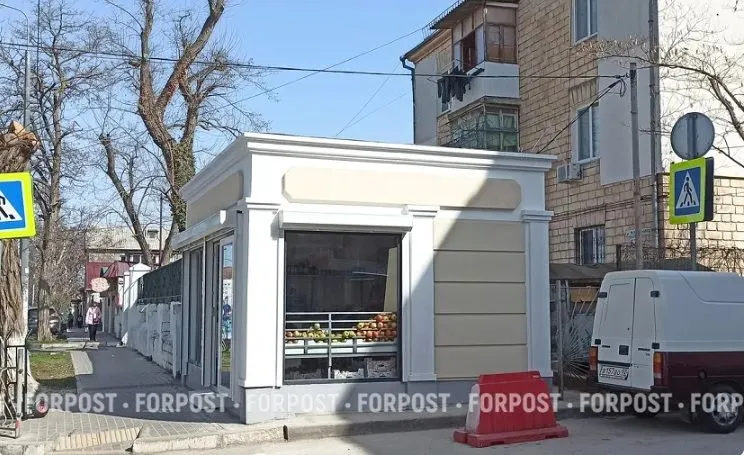 Власти Севастополя дали предпринимателям ещё год на обновление киосков и павильонов