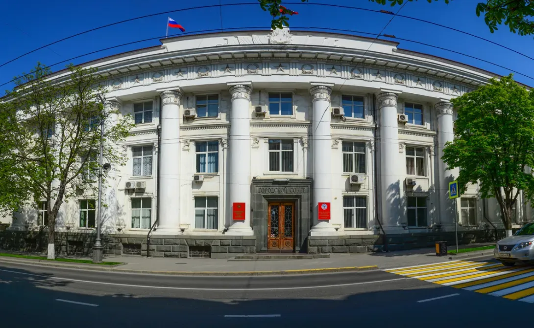 Молодежный парламент Севастополя взял паузу