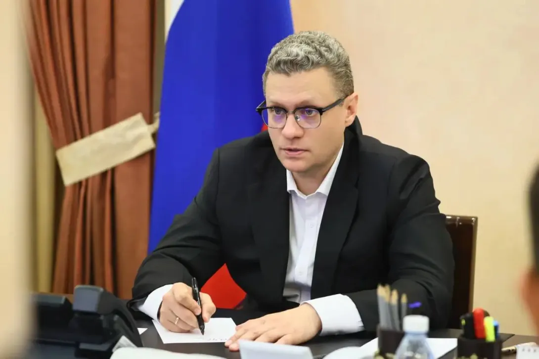 Машина вологодского губернатора заглохла без бензина