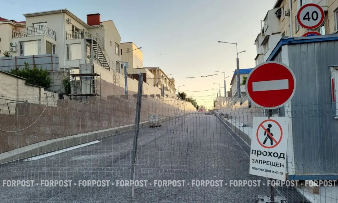 В Севастополе после полутора лет открывают центральную транспортную магистраль
