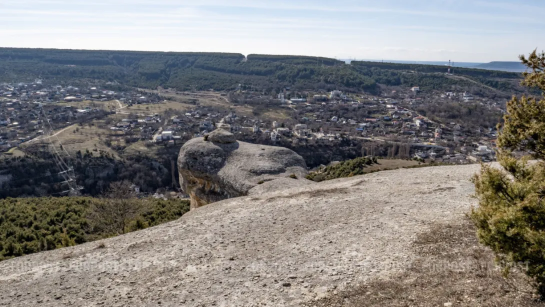 Индустриальный парк в Крыму застрял в судах