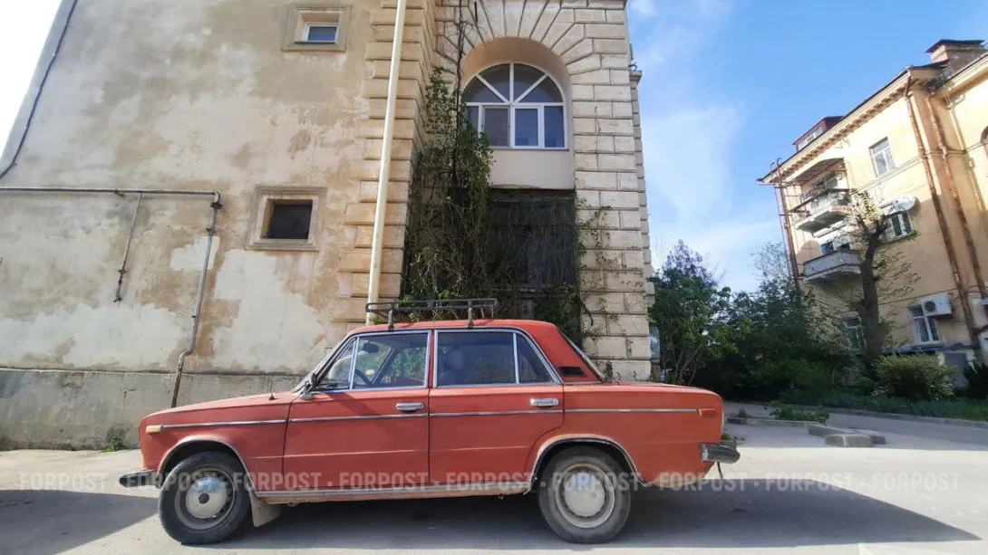 Шаха или кредитный Лексус: какие авто выбирают крымчане