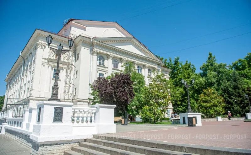 Какие премьеры готовит в новом сезоне театр Луначарского