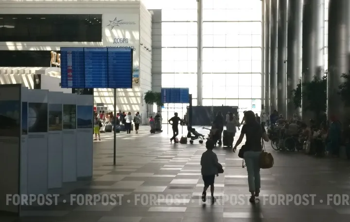 Крымчане не долетели в Петербург