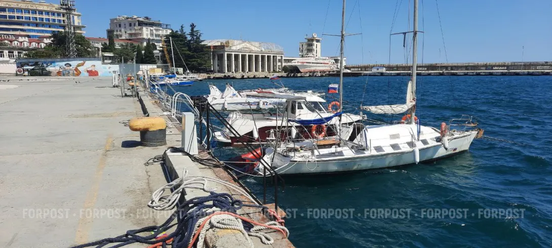 Море на замке, или Что угрожает морским экскурсиям в Крыму