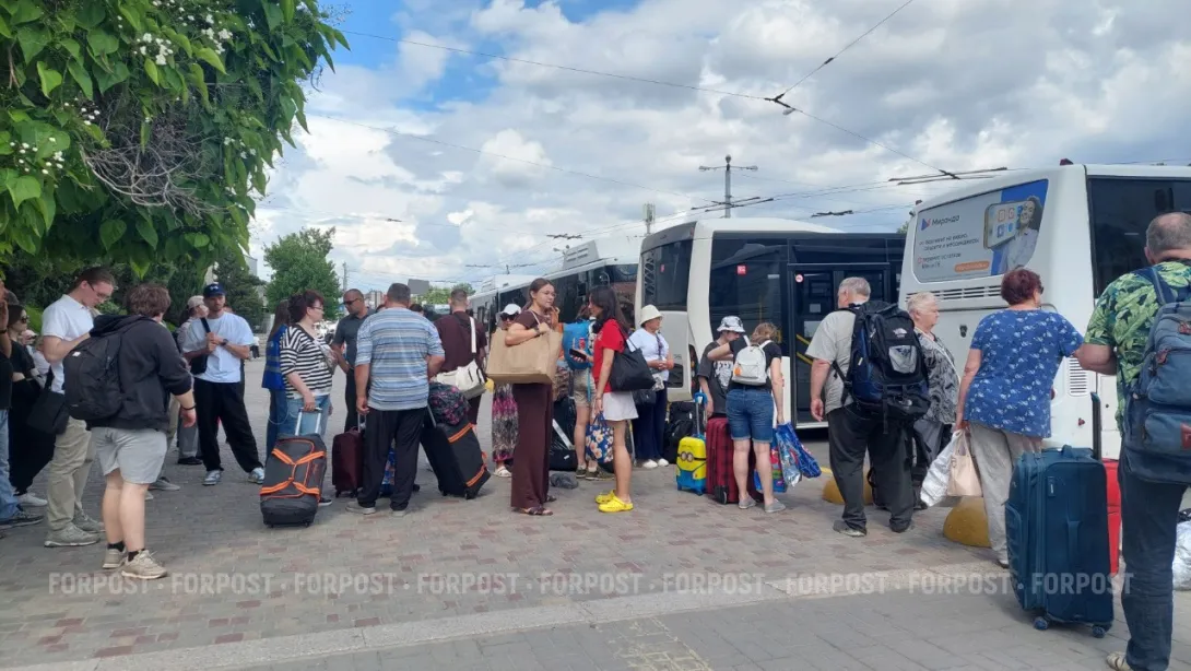 Водители автобусов в Крым требуют деньги за новую услугу